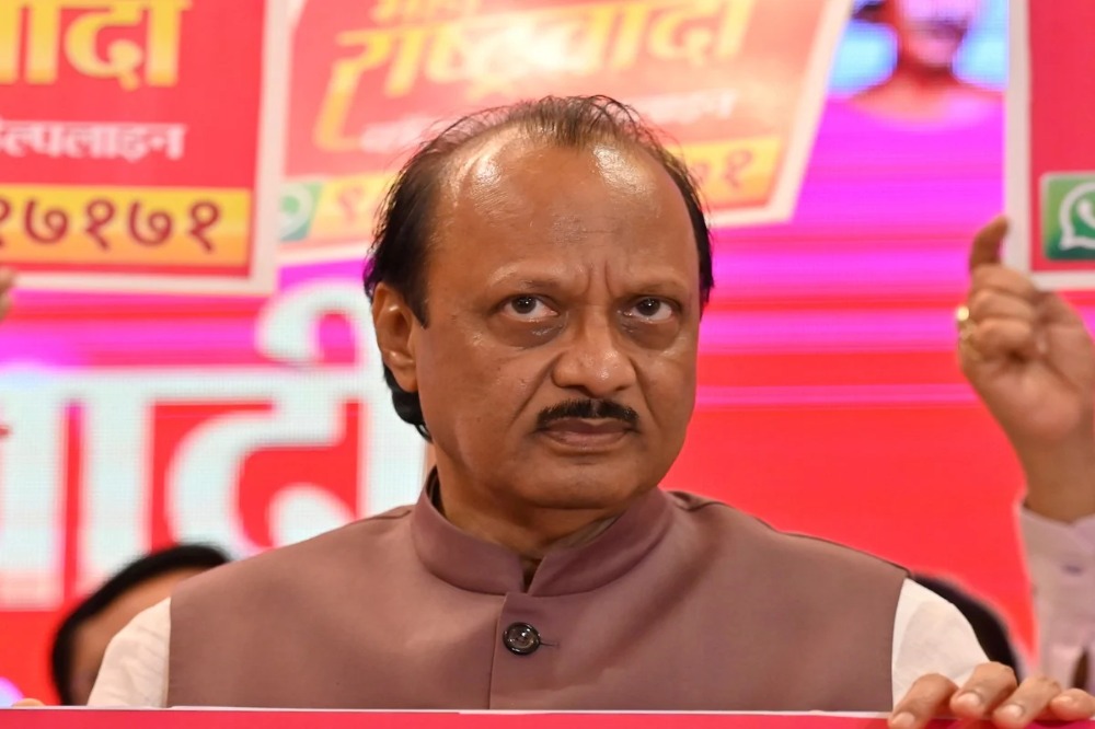 अजित पवार यांची प्रकृती बिघडली; सर्व नियोजीत कार्यक्रम केले रद्द